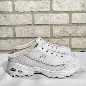 Skechers D'Lites White Leather Slip On Shoes 7.5 Extra Wide Casual Comfort